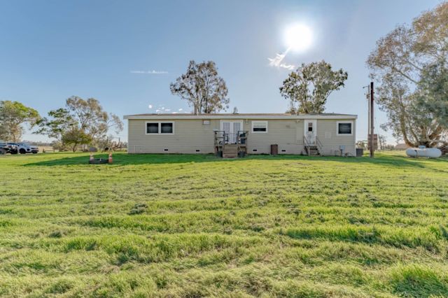 3455 Hokan Ln, Wheatland, CA 95692