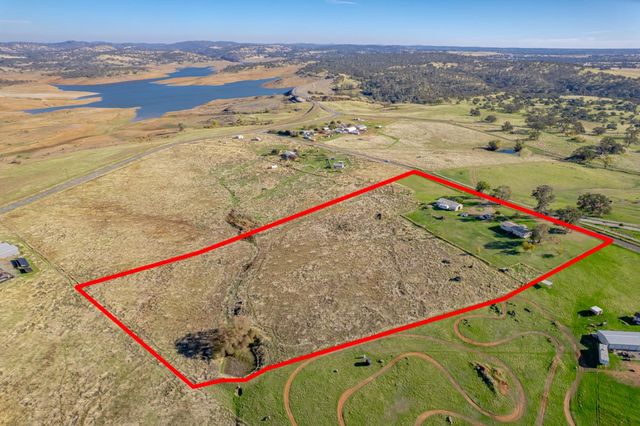 3455 Hokan Ln, Wheatland, CA 95692