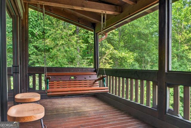 24 Twin Lakes Road, Blue Ridge, GA 30513