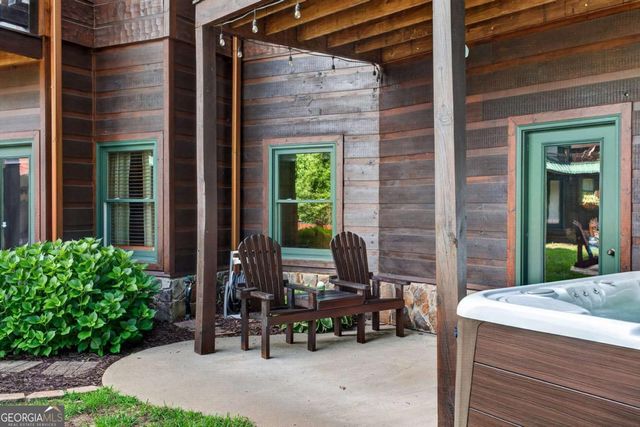 24 Twin Lakes Road, Blue Ridge, GA 30513