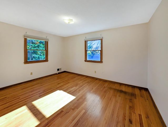 5920 Wisconsin Circle N, New Hope, MN 55428