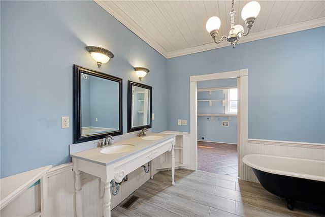 601 N Front Street, Dardanelle, AR 72834