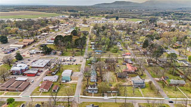 601 N Front Street, Dardanelle, AR 72834