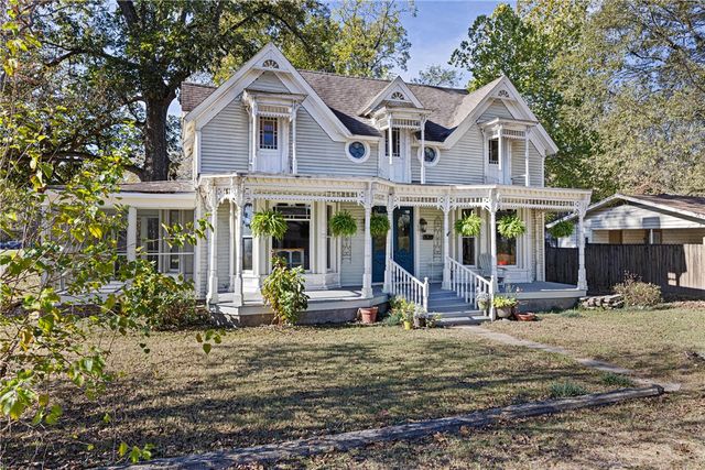 601 N Front Street, Dardanelle, AR 72834