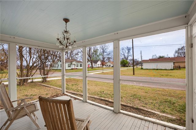 601 N Front Street, Dardanelle, AR 72834