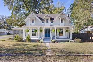 601 N Front Street, Dardanelle, AR 72834