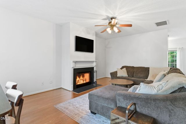 132 Edgehill Parkway, Cary, NC 27513