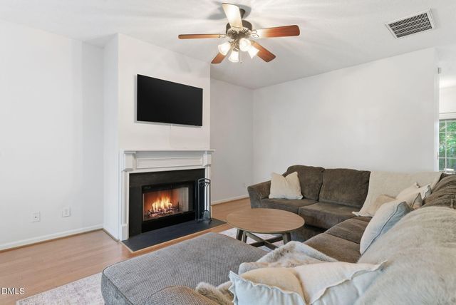 132 Edgehill Parkway, Cary, NC 27513