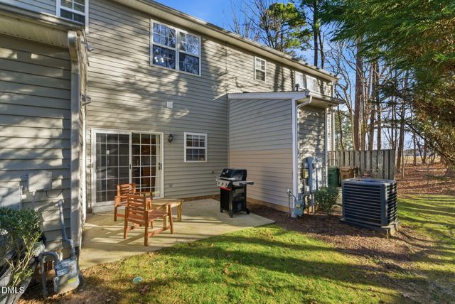 132 Edgehill Parkway, Cary, NC 27513