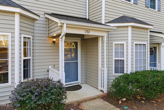 132 Edgehill Parkway, Cary, NC 27513