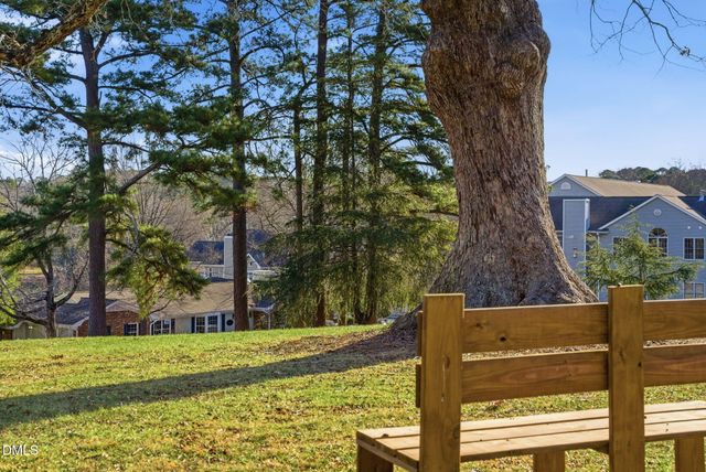 132 Edgehill Parkway, Cary, NC 27513