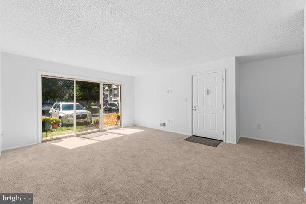 14 JUNIPER WAY, HAMILTON TWP, NJ 08619 — photo 4