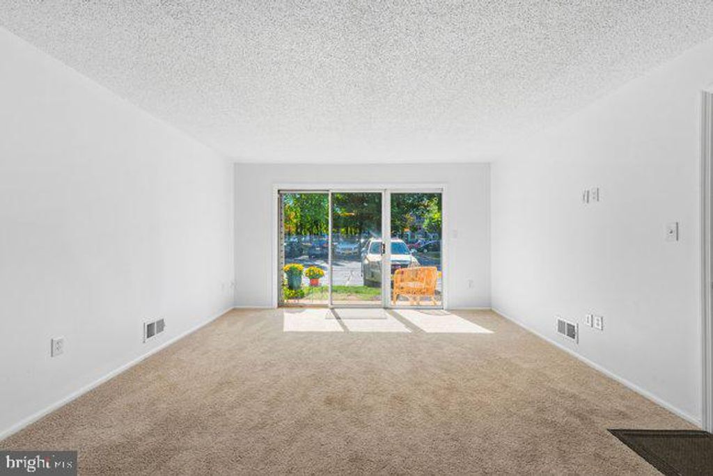 14 JUNIPER WAY, HAMILTON TWP, NJ 08619 — photo 5