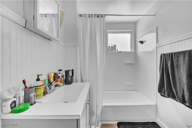 9284 Berkshire Road, Parma Heights, OH 44130