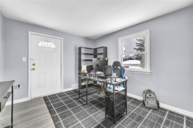 9284 Berkshire Road, Parma Heights, OH 44130