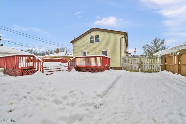 9284 Berkshire Road, Parma Heights, OH 44130