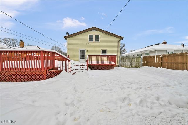 9284 Berkshire Road, Parma Heights, OH 44130