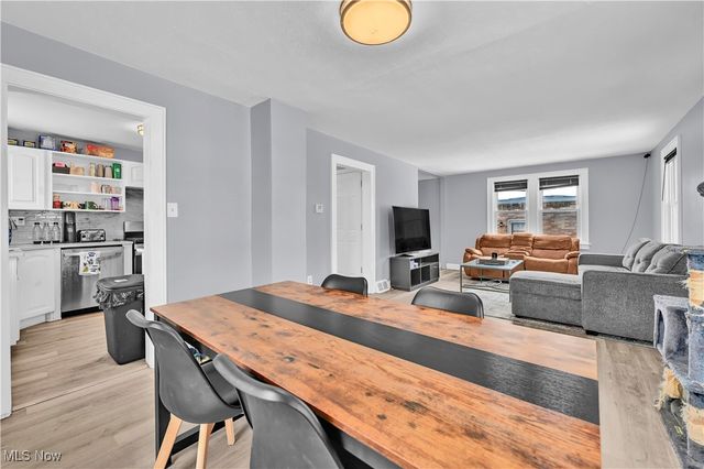 9284 Berkshire Road, Parma Heights, OH 44130