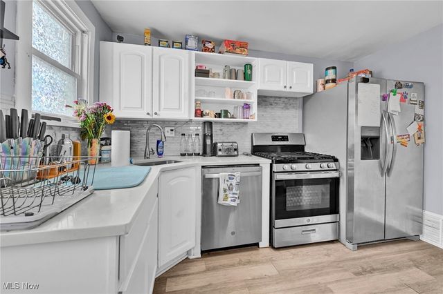 9284 Berkshire Road, Parma Heights, OH 44130