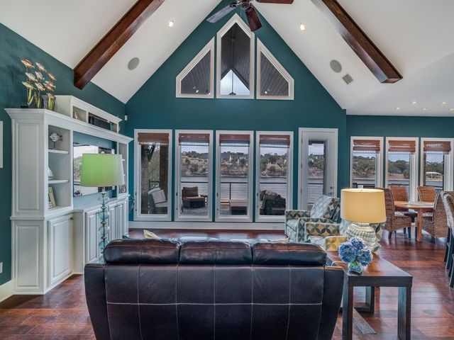 7033 W Hells Gate Drive, Strawn, TX 76475