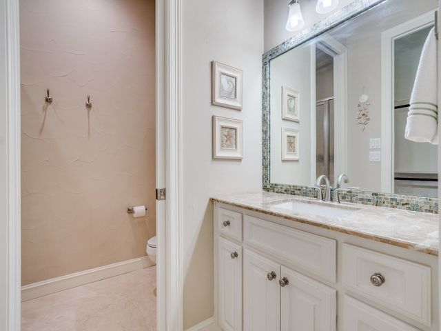 7033 W Hells Gate Drive, Strawn, TX 76475