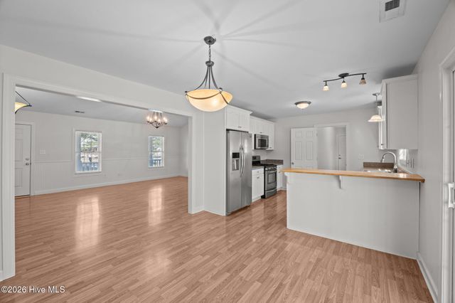 9329 Doris Drive, Oriental, NC 28571