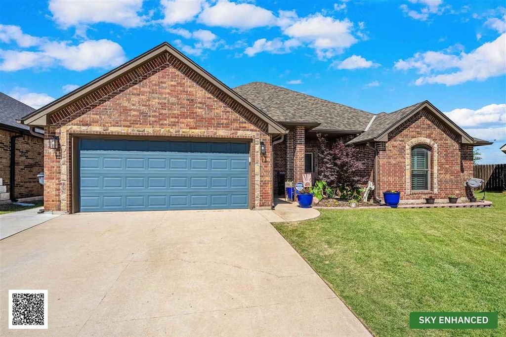 903 SW 78th St, Lawton, OK 73505