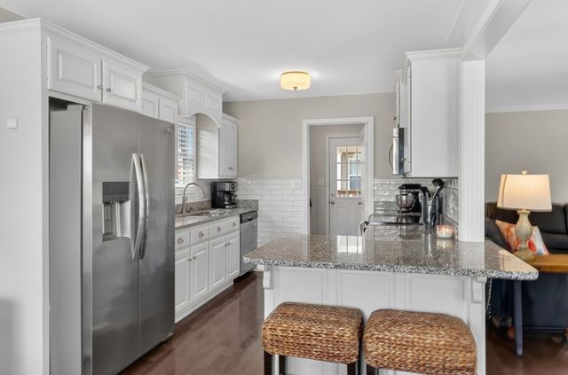 191 Avalon Dr, Gallatin, TN 37066