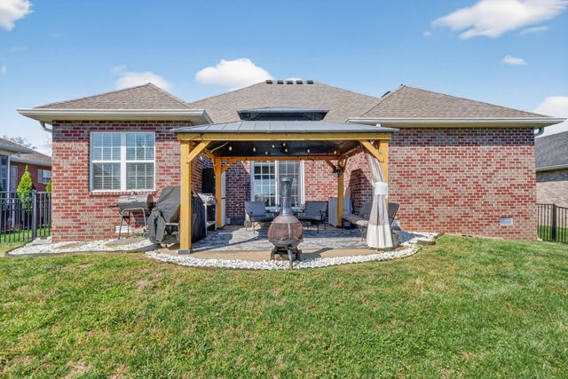 191 Avalon Dr, Gallatin, TN 37066