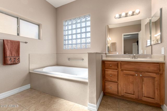 10853 E OLLA Avenue, Mesa, AZ 85212