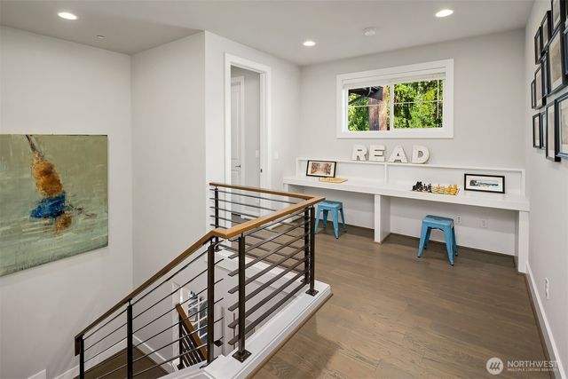 4525 90th Avenue SE, Mercer Island, WA 98040