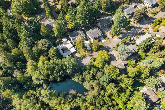 4525 90th Avenue SE, Mercer Island, WA 98040