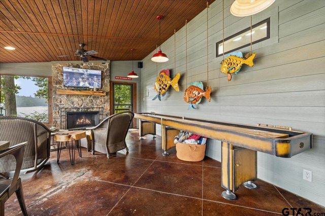 581 Private Road 6665, Mineola, TX 75773