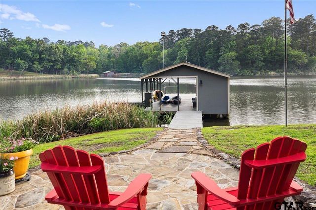 581 Private Road 6665, Mineola, TX 75773