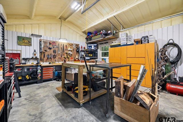 581 Private Road 6665, Mineola, TX 75773