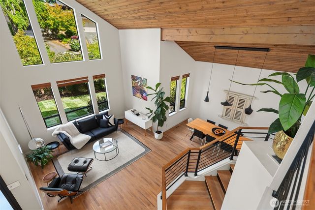 8410 SE 47th Place, Mercer Island, WA 98040