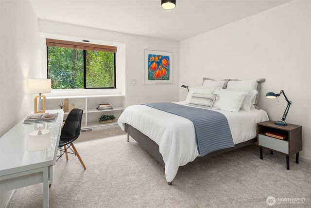 8410 SE 47th Place, Mercer Island, WA 98040
