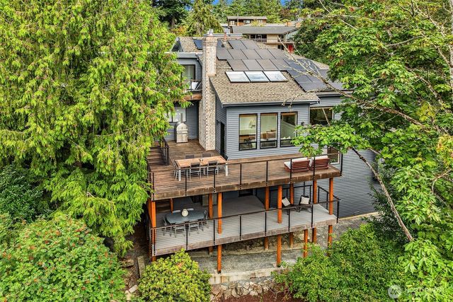 8410 SE 47th Place, Mercer Island, WA 98040
