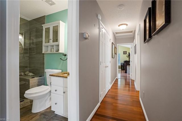 317 Manning Ln, Hampton, VA 23666