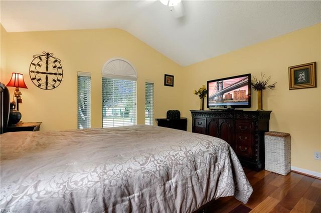 317 Manning Ln, Hampton, VA 23666