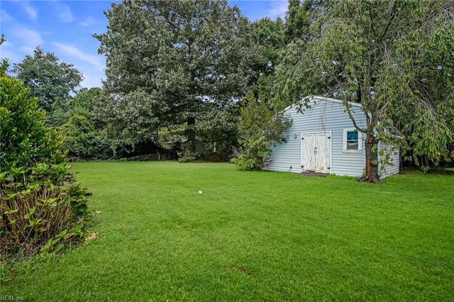 317 Manning Ln, Hampton, VA 23666