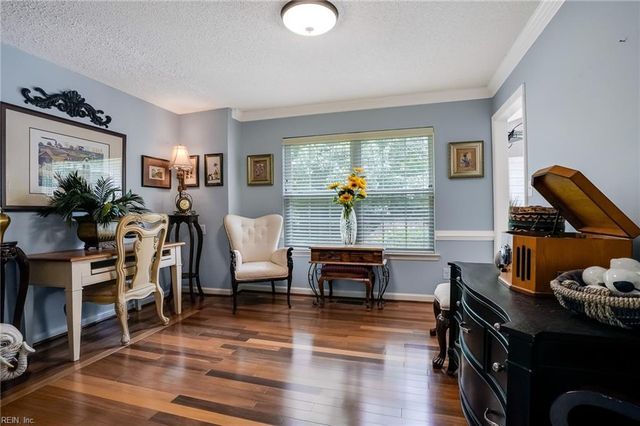 317 Manning Ln, Hampton, VA 23666