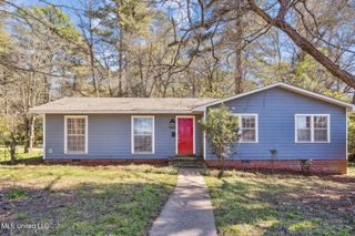 5360 Wayneland Drive, Jackson, MS 39211