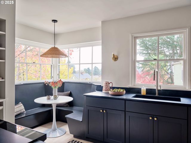 3475 Ne 32ND Ave, Portland, OR 97212