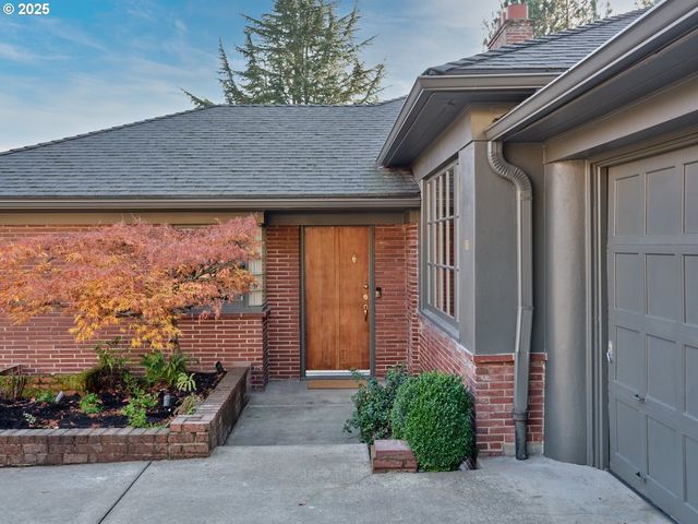 3475 Ne 32ND Ave, Portland, OR 97212