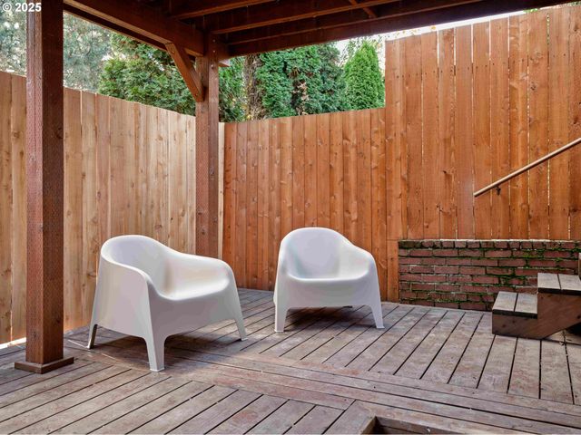 3475 Ne 32ND Ave, Portland, OR 97212