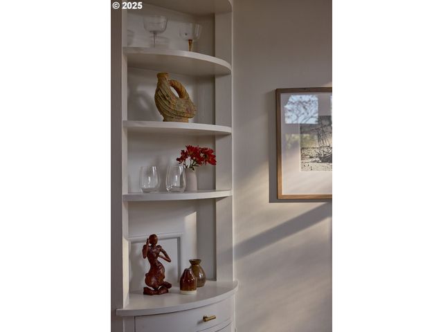 3475 Ne 32ND Ave, Portland, OR 97212