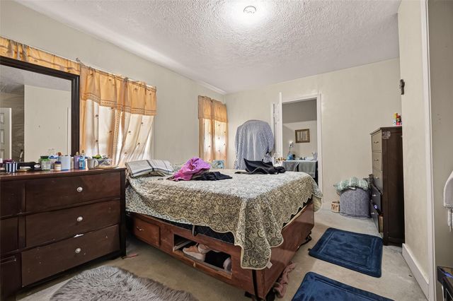 528 Caplin Street, Houston, TX 77022