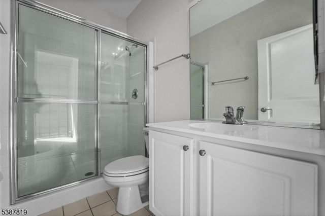 373 Windfall Ln, Franklin Twp., NJ 08873