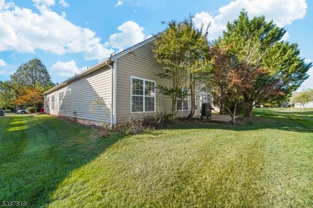 373 Windfall Ln, Franklin Twp., NJ 08873